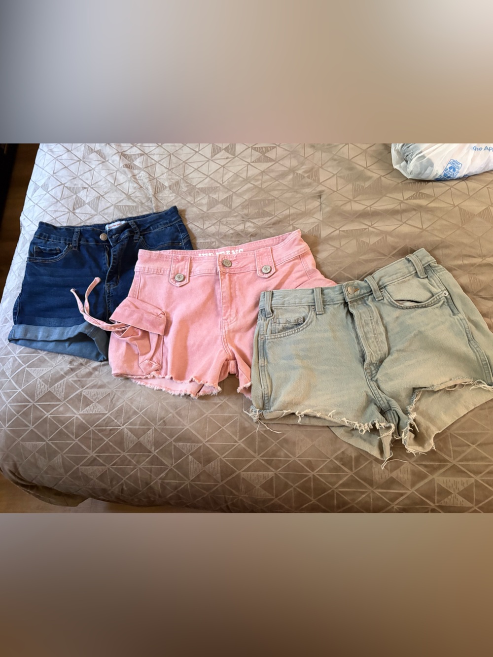 Pink Denim Shorts - Casual Frayed Hem